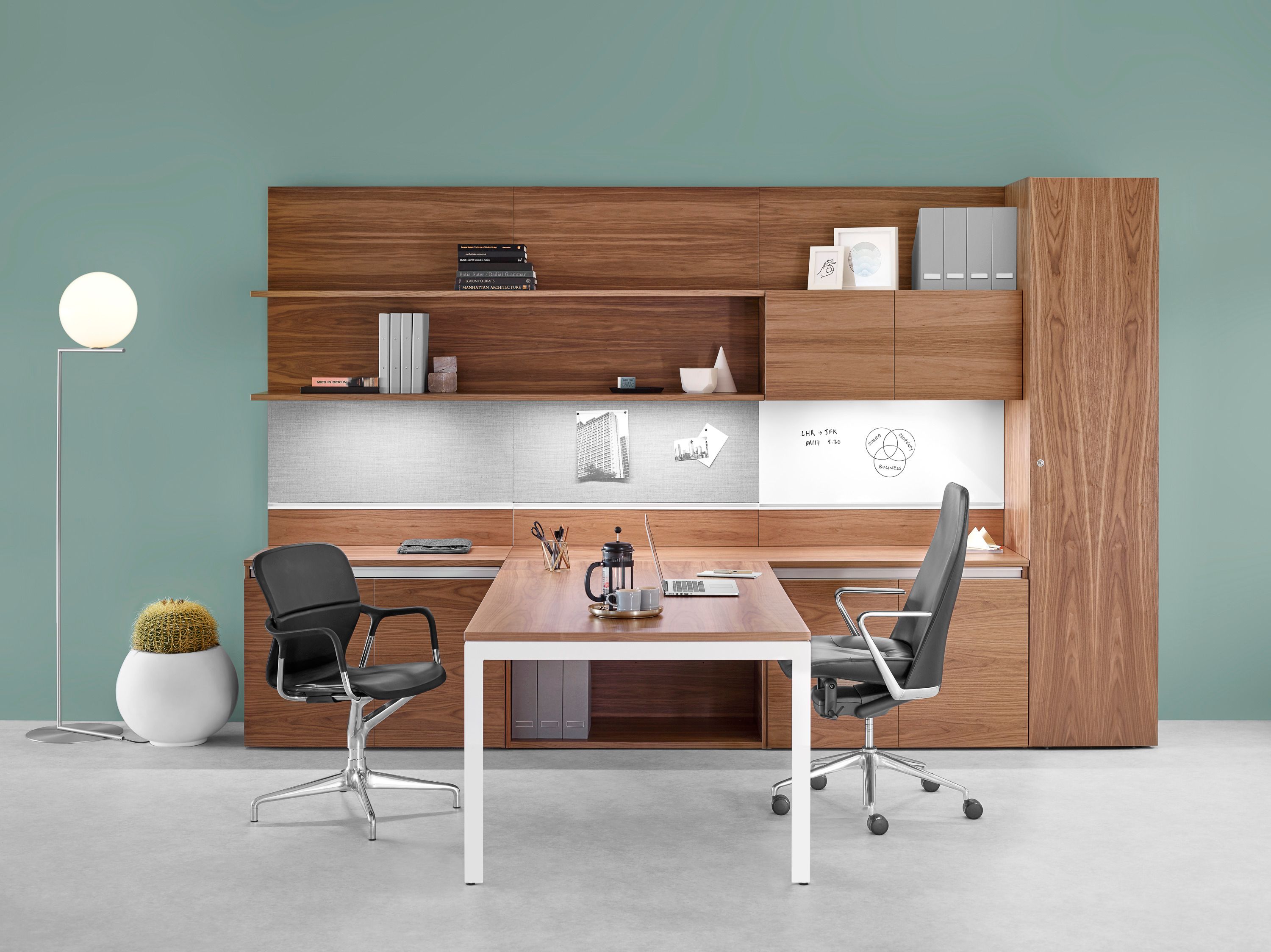 Кожаное вращающееся офисное кресло с высокой спинкой Herman Miller конус ARCH-00106072 - Вид №6