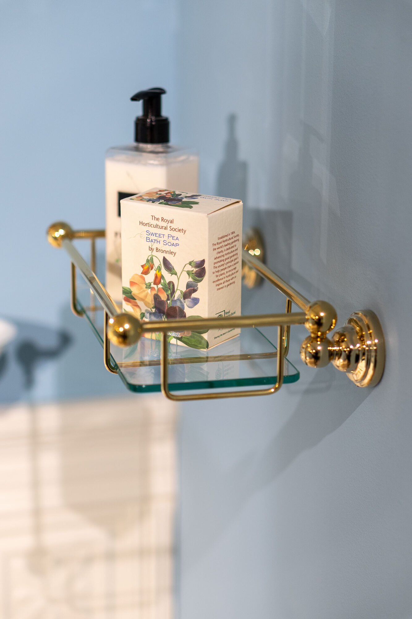 Traditional bathrooms П&Р Гласаблаге мит Релинг Pr6954.bn  - Вид №1