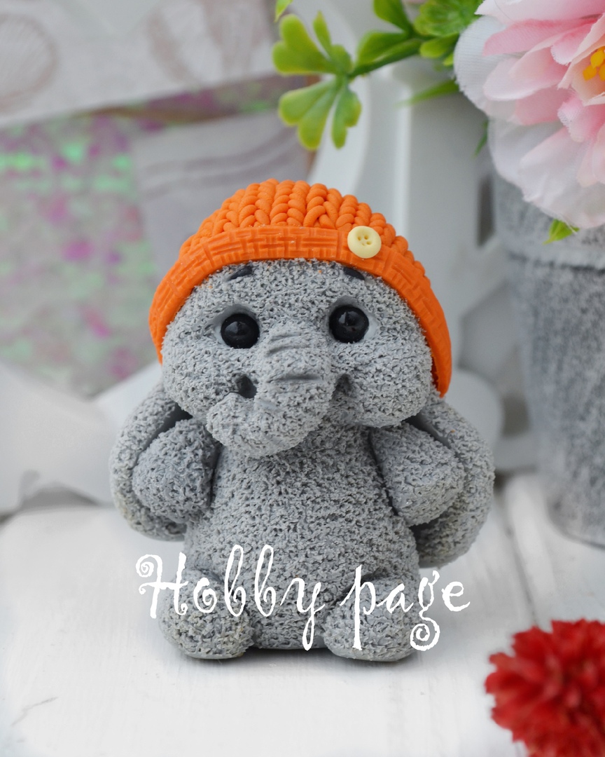 10135 Форма "Слоник в вязаной шапочке S" силикон HobbyPage 