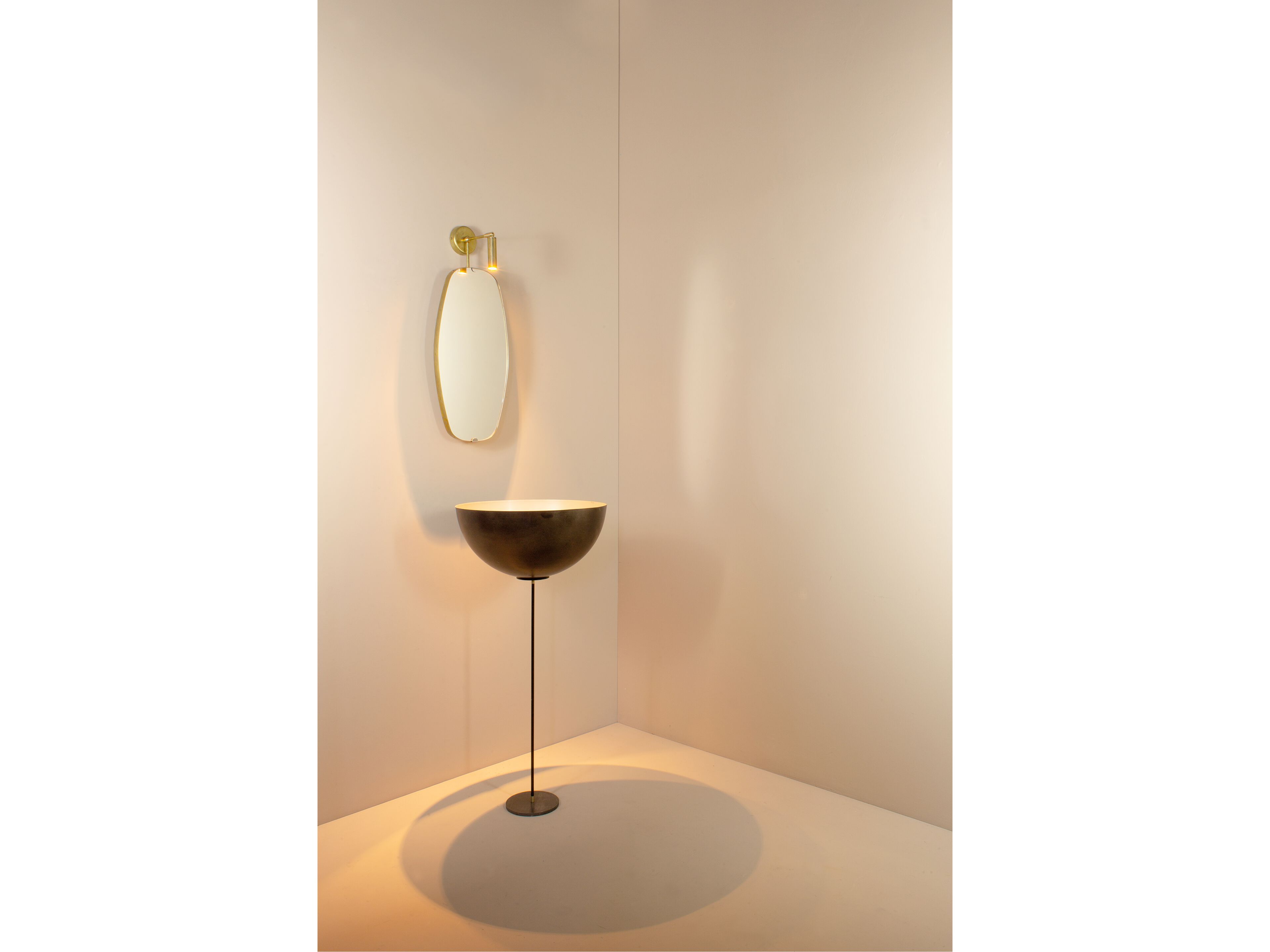 Зеркало со встроенным настенным освещением Renzo Serafini GOCCIA DI LUCE ARCH-00065996 - Вид №1