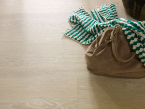 Виниловый пол под дерево