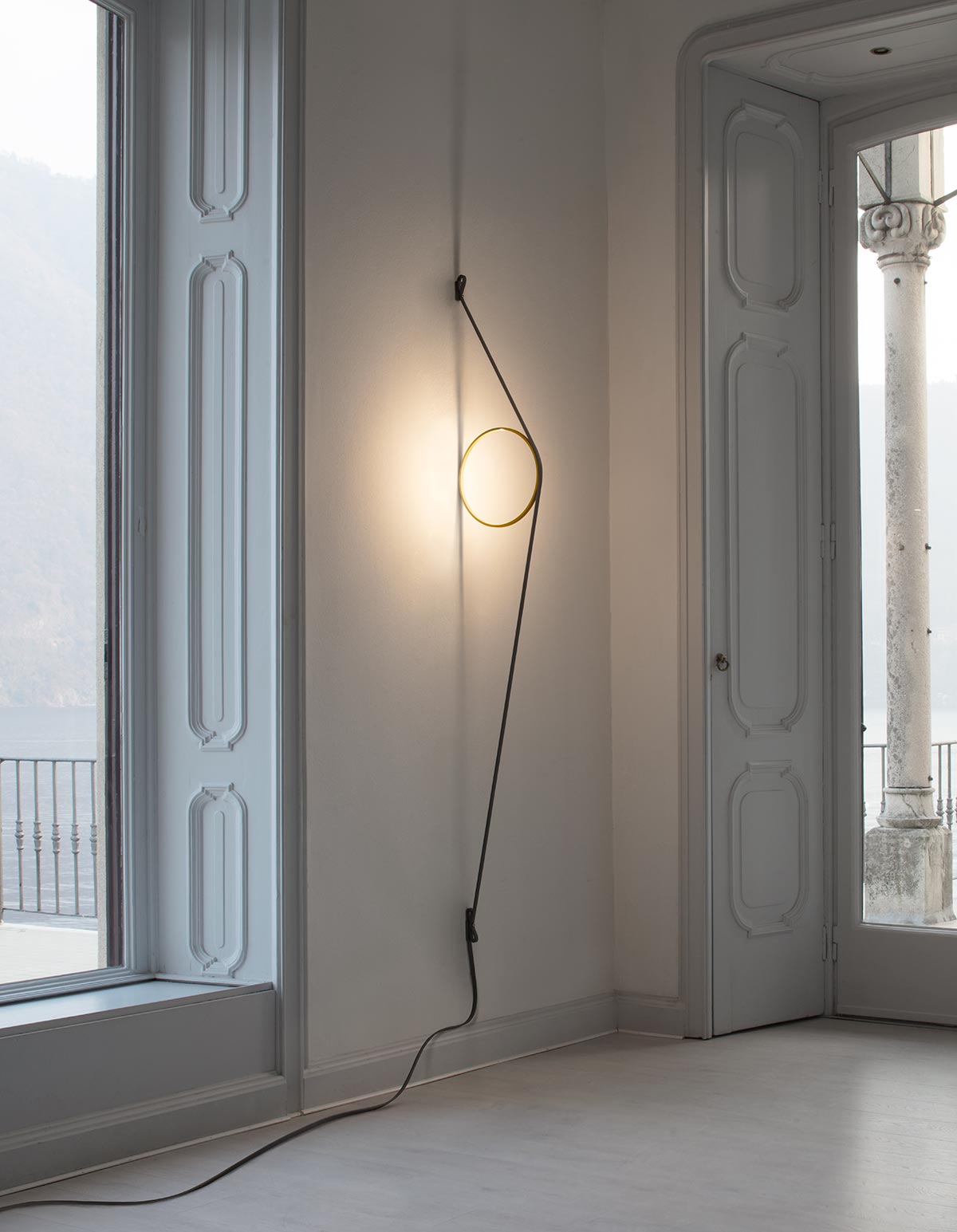 Flos F9512009 white/white настенный светильник 116167 - Вид №3