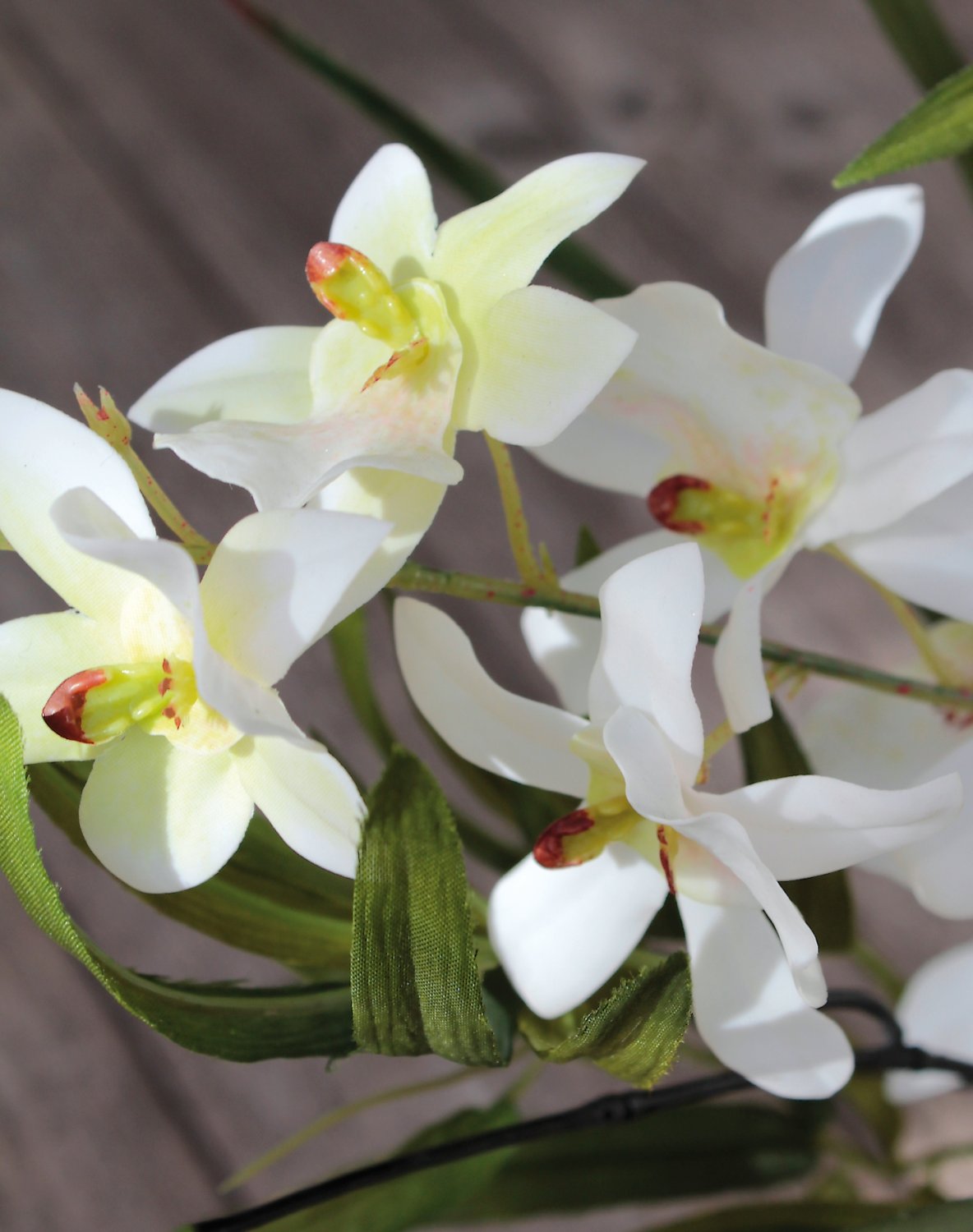 2786 708 a3 Искусственная орхидея дендробиум и бамбук в 'почве', 57 см, real touch soft, бело-зеленая H-andreas 