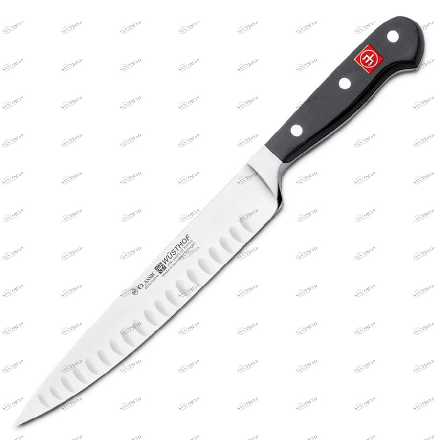 Нож кухонный для резки мяса Classic с углублением на кромке, 20 см WUESTHOF W452420