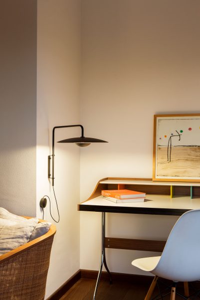 094048 Бра A RSC венге-белый Marset Ginger - Вид №1