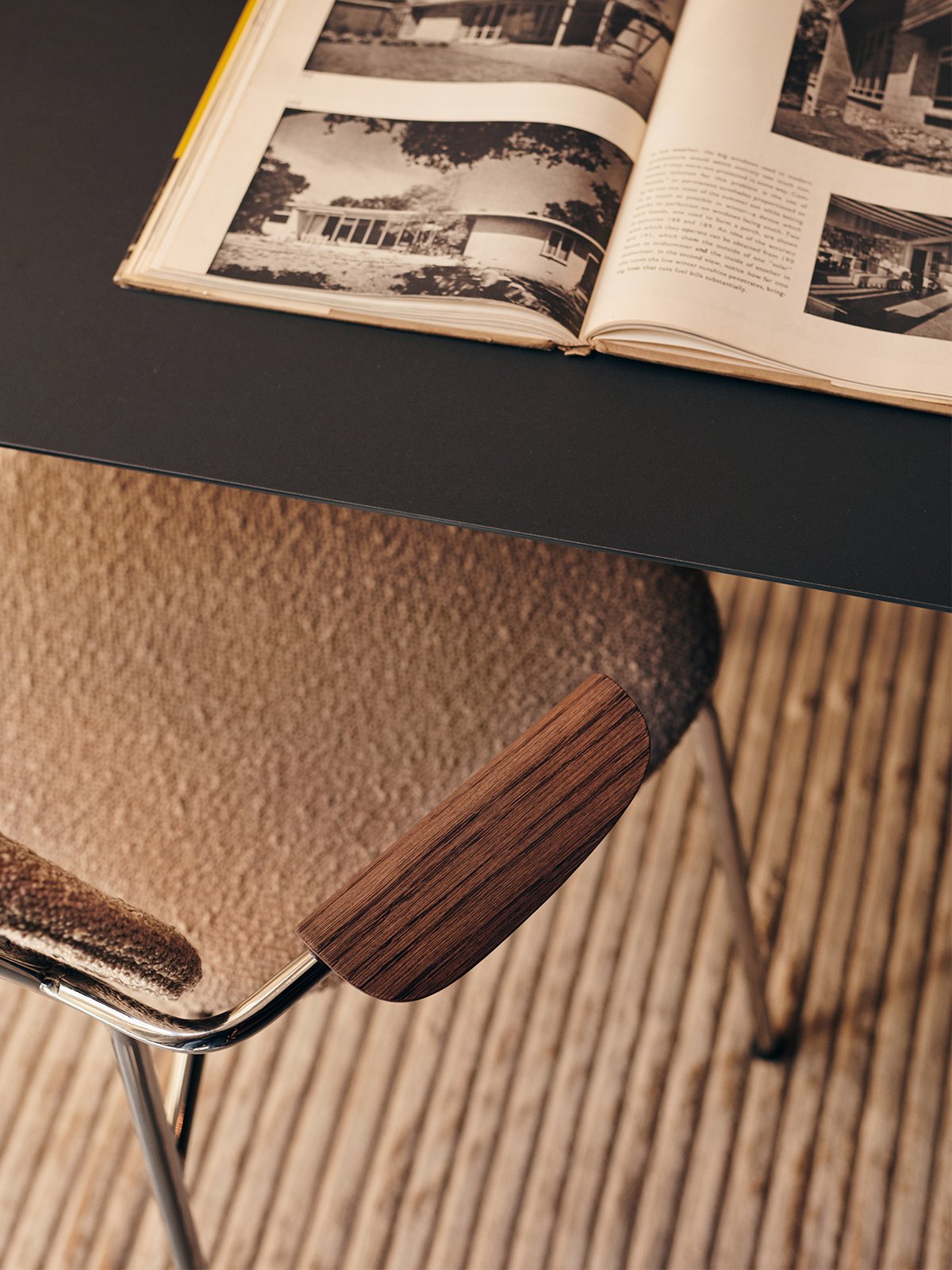 1110004-001H00ZZ MENU Обеденный стул, полностью обитый, с подлокотником, Хром Черный дуб | Дакар 0842  - Вид №21