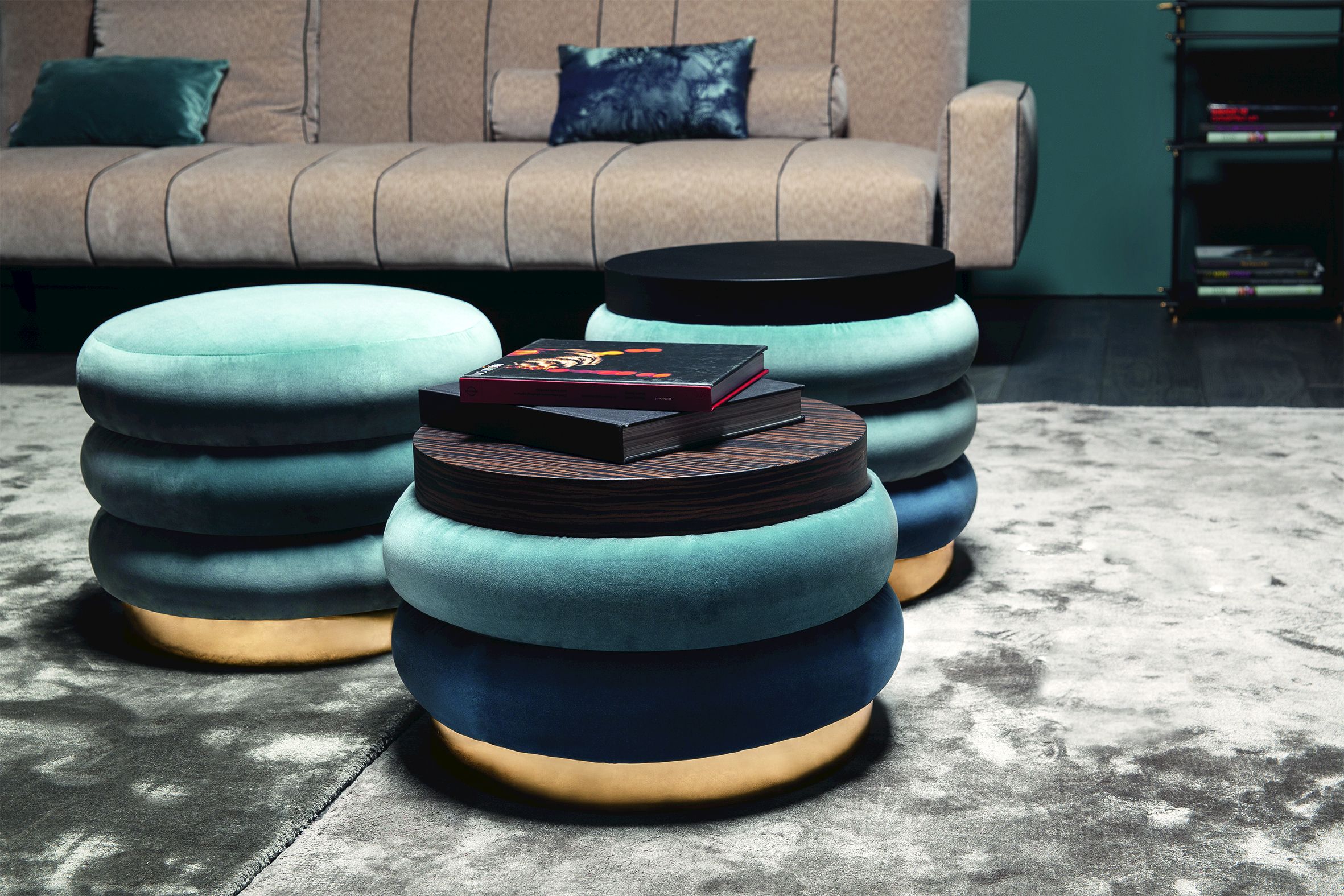 Деревянный круглый низкий журнальный столик Vibieffe 9235 Chignon ARCH-00002890 - Вид №1