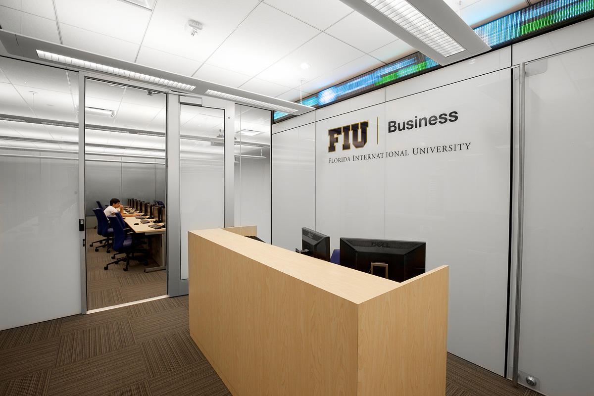 FSRT663 Система облицовки стен Levele с захватывающими панелями из связанного кварца, белого цвета с волнистым рисунком мозаика, миннеаполис, миннесота Forms-surfaces  - Вид №12