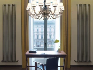 K8 Radiatori Вертикальный настенный стальной радиатор Isla