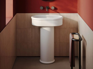 Керамическая отдельно стоящая овальная раковина