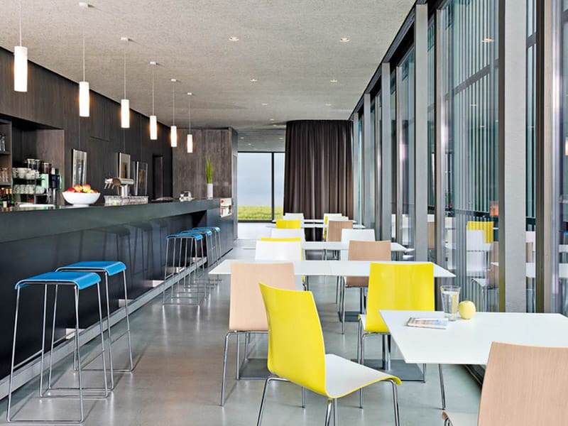 Пластиковый штабелируемый стул Brunner FINA ARCH-00047647 - Вид №1