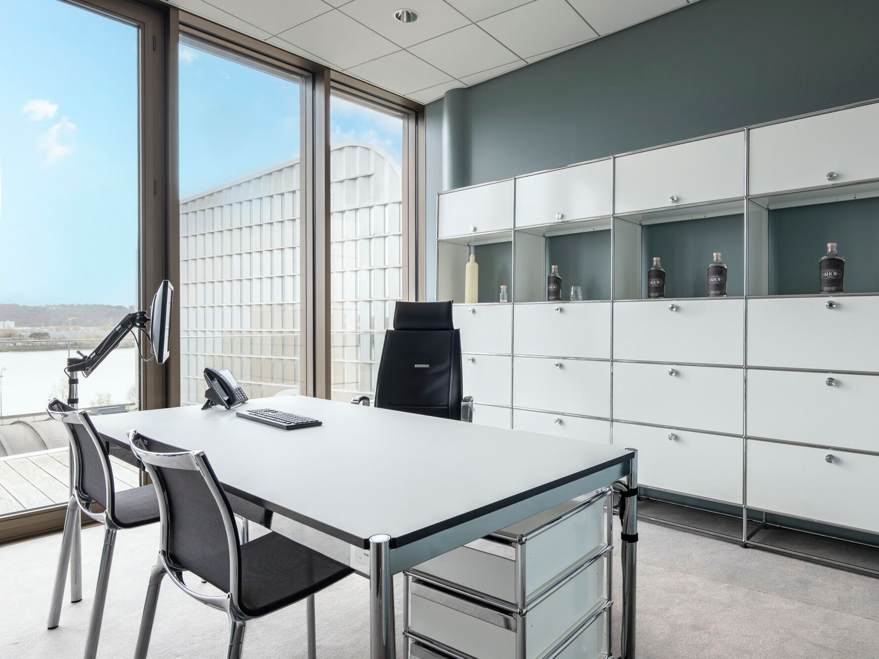 Деревянный шпон направленный прямоугольный стол USM USM Haller Table ARCH-00004423