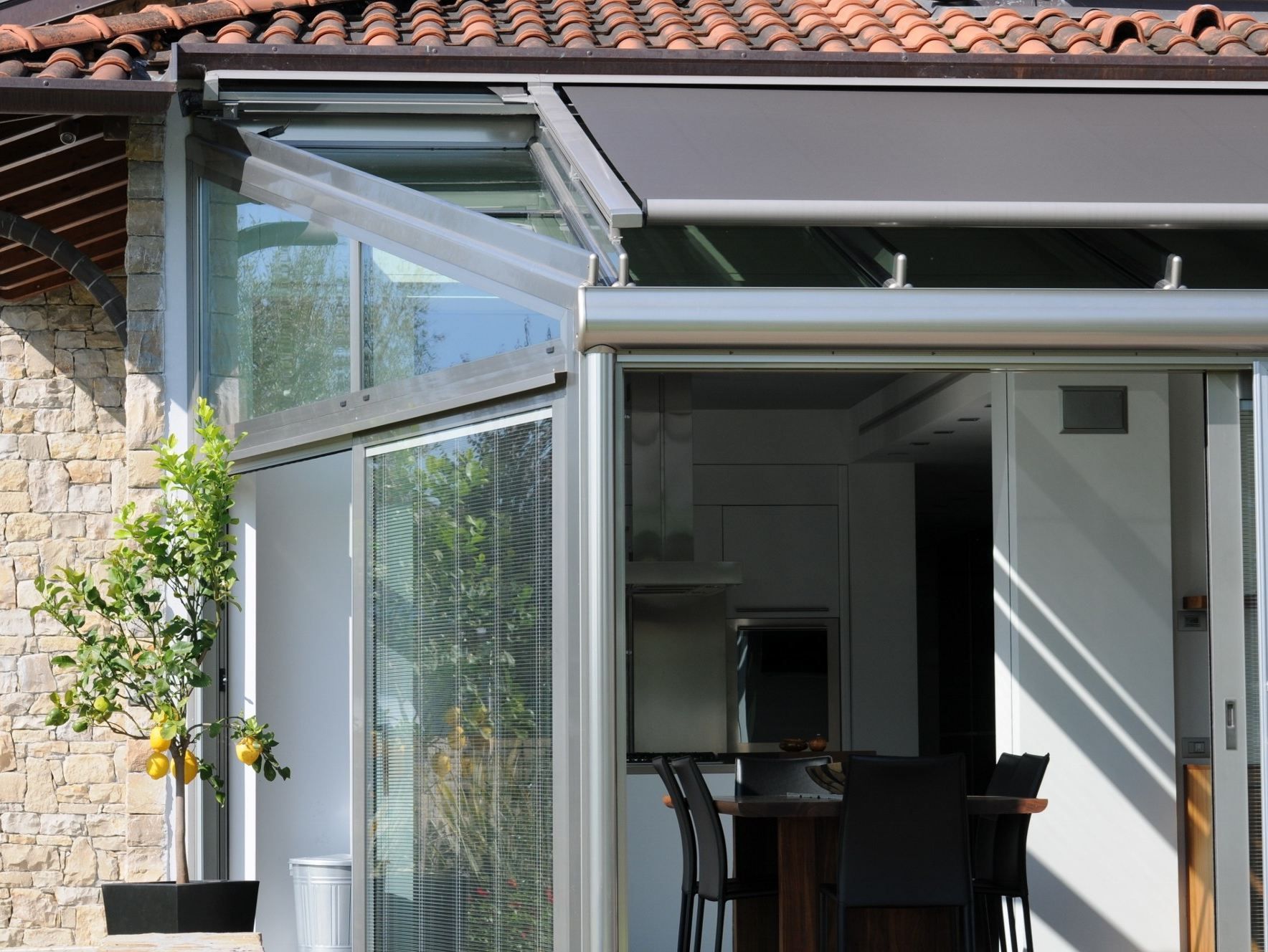 Навес с откидным верхом с боковыми направляющими HELLA TENDA ARCH-00099983 - Вид №3