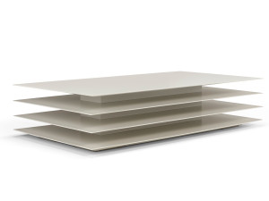 Прямоугольный лакированный журнальный столик из массива дерева и МДФ