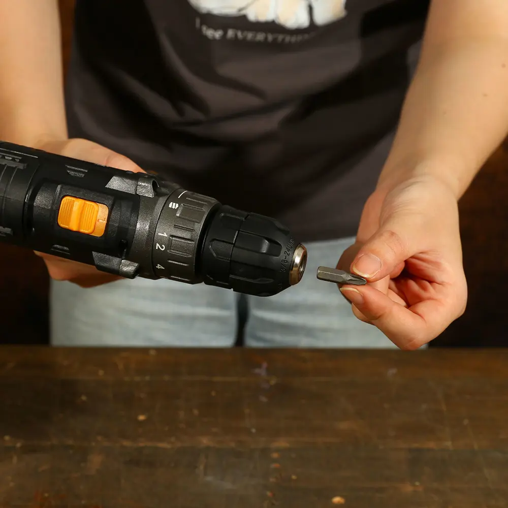 Дрель-шуруповерт аккумуляторная Deko GCD12DU3 12 В Li-ion 2x3 Ач набор сверл и бит STLM-2160884 - Вид №10