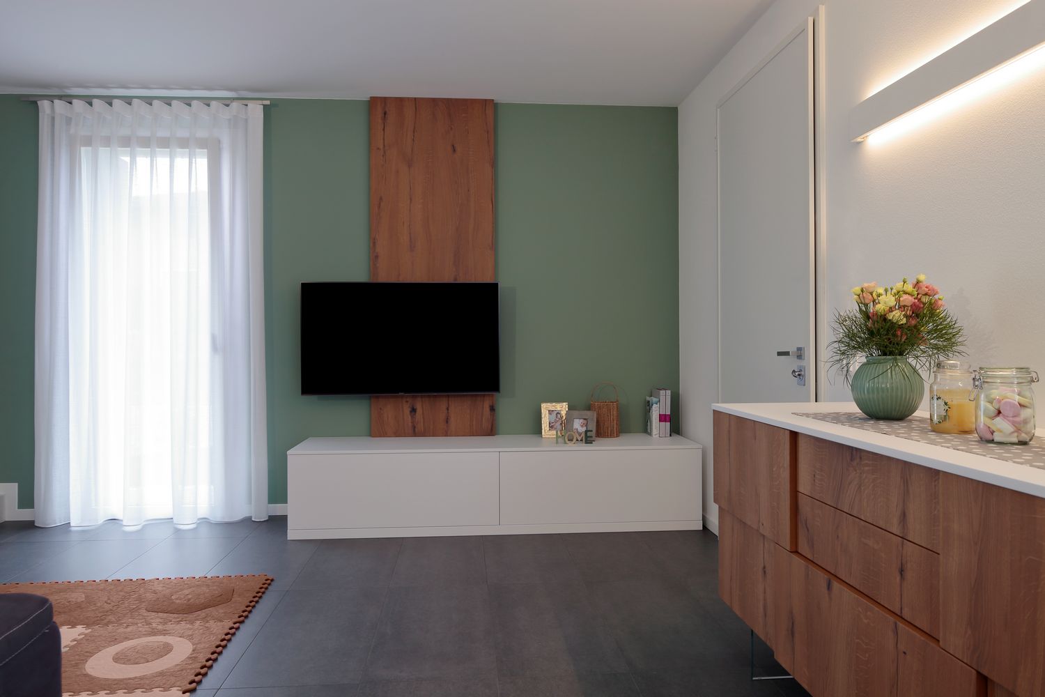 Шкаф из дуба с распашными дверями Deodara LAY ARCH-00066661 - Вид №2