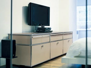 USM Модульная тумба под телевизор из лакированного металла Usm haller system