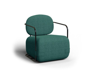 Тканевое кресло с подлокотниками