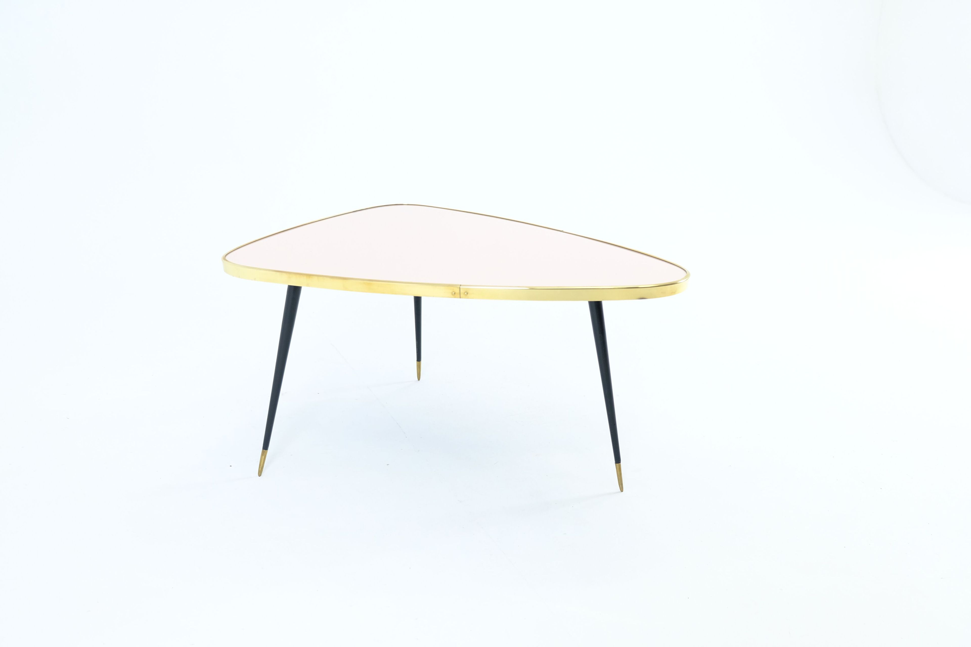 Журнальный столик из ламинированного стекла с полированным латунным профилем Jover+Valls Antique Boutique-Twist ARCH-00039988 - Вид №34