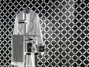 Белая паста керамическая мозаика