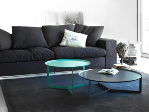 Круглый журнальный столик