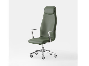 Кожаное офисное кресло с высокой спинкой