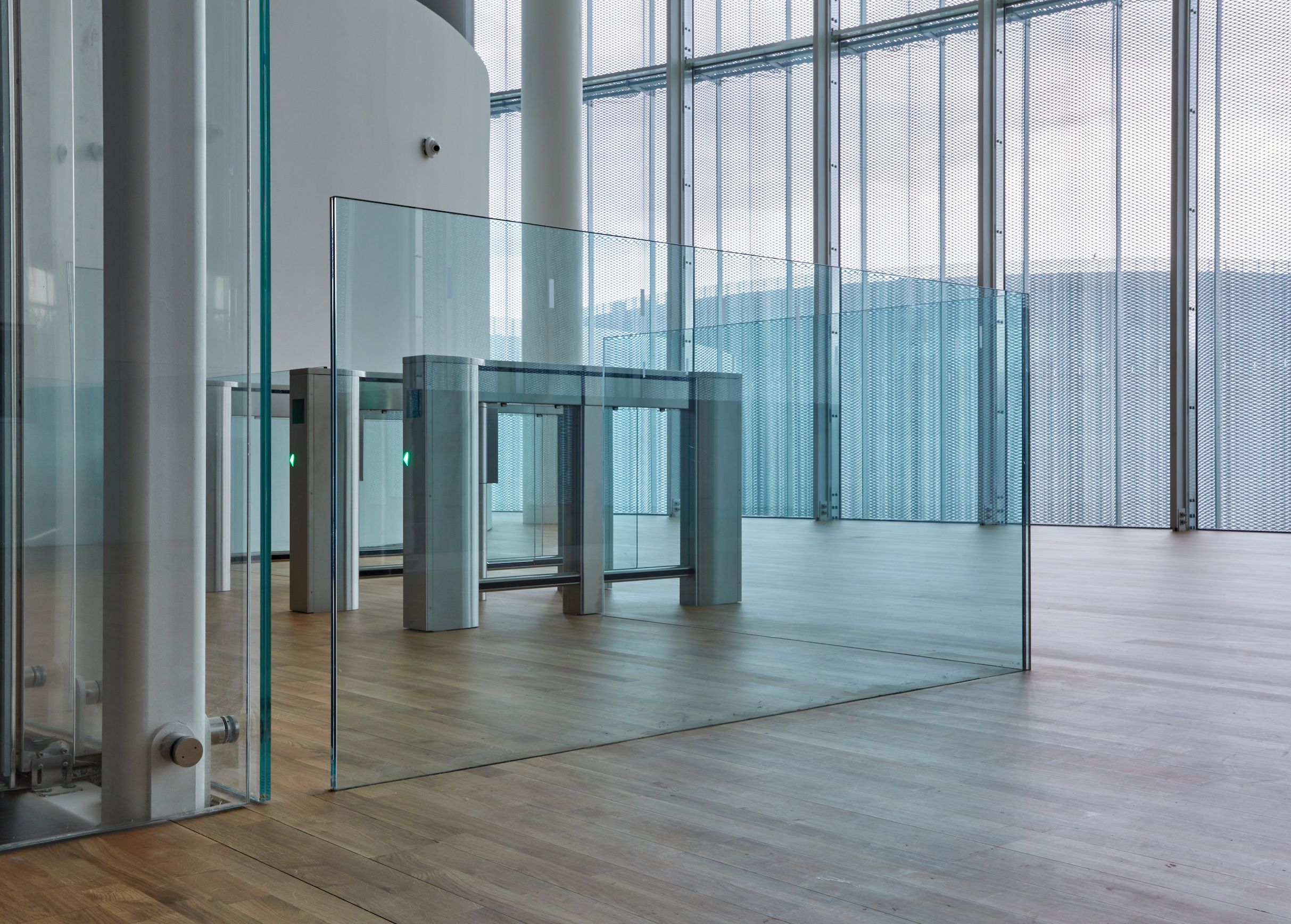 Стеклянный парапет для окон и балконов ALUVETRO система балюстрады GARDA ARCH-00032525 - Вид №1