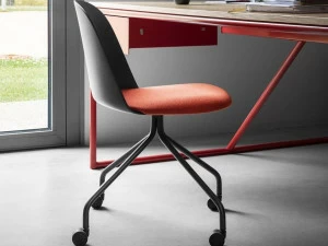 Miniforms Стул полипропиленовый на колесиках Mariolina