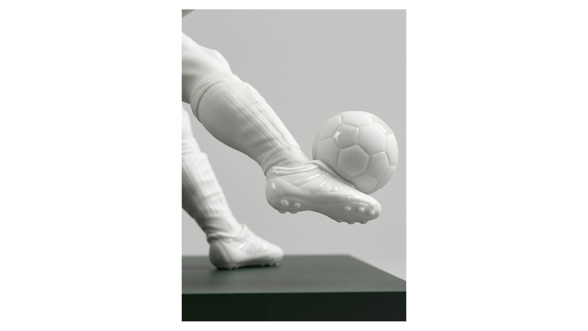 10669111 LLADRO Фигурка Lladro "Команда чемпионов" 42х38см Фарфор Lladró  - Вид №7