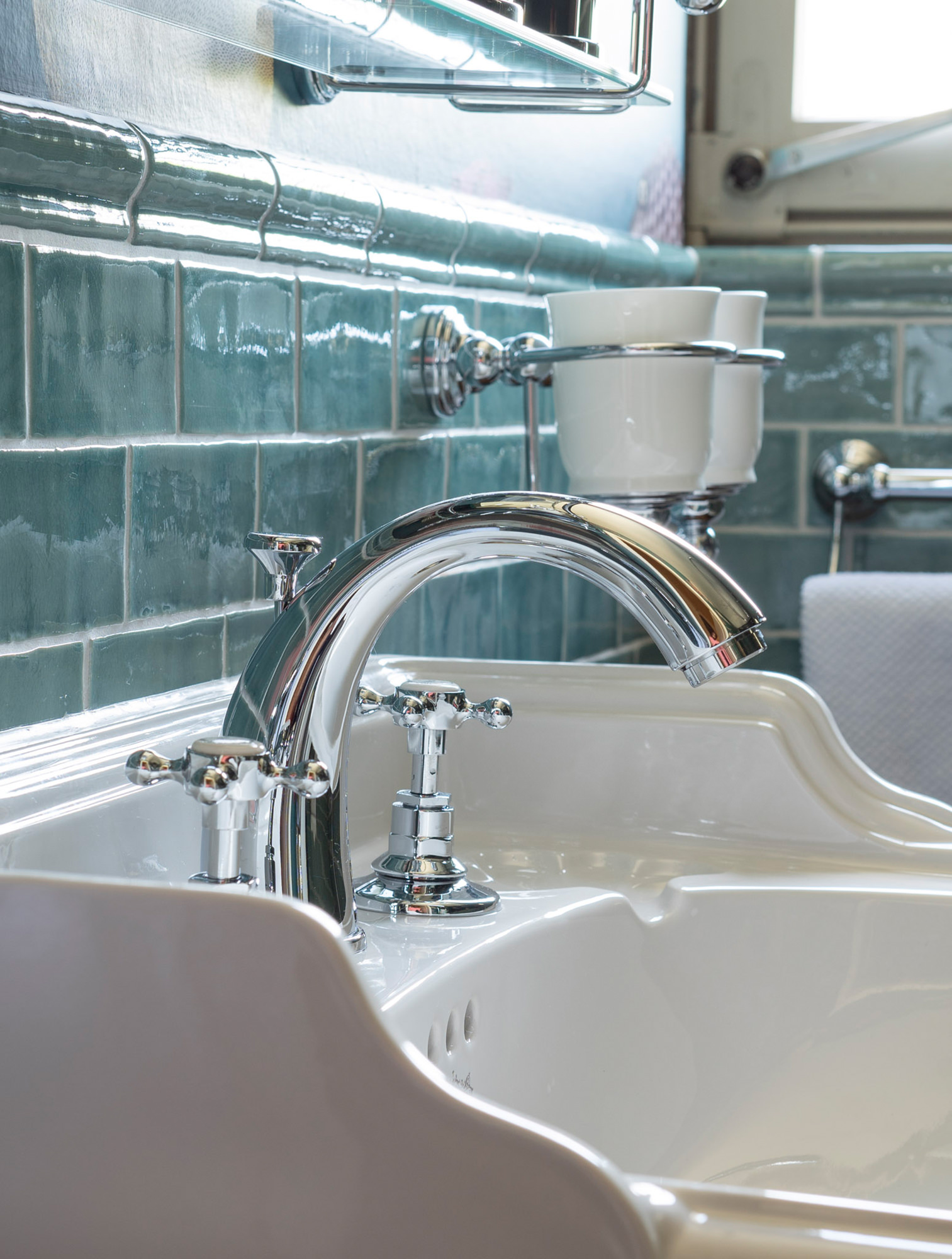 Traditional bathrooms ЛОНДОН однорычажный смеситель для умывальника HIGH Tb404.614.ag LONDON - Вид №3