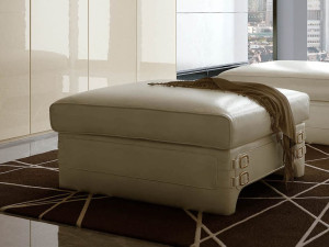 Кожаный квадратный пуф