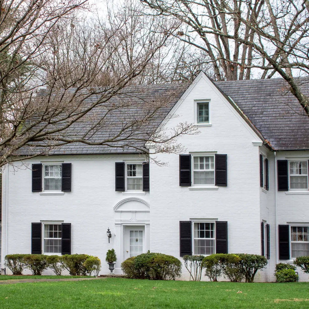 Фасадная краска Luxens всесезонная матовая белая 9 л - защита в любую погоду 17122611 STLM-0007544 - Вид №3