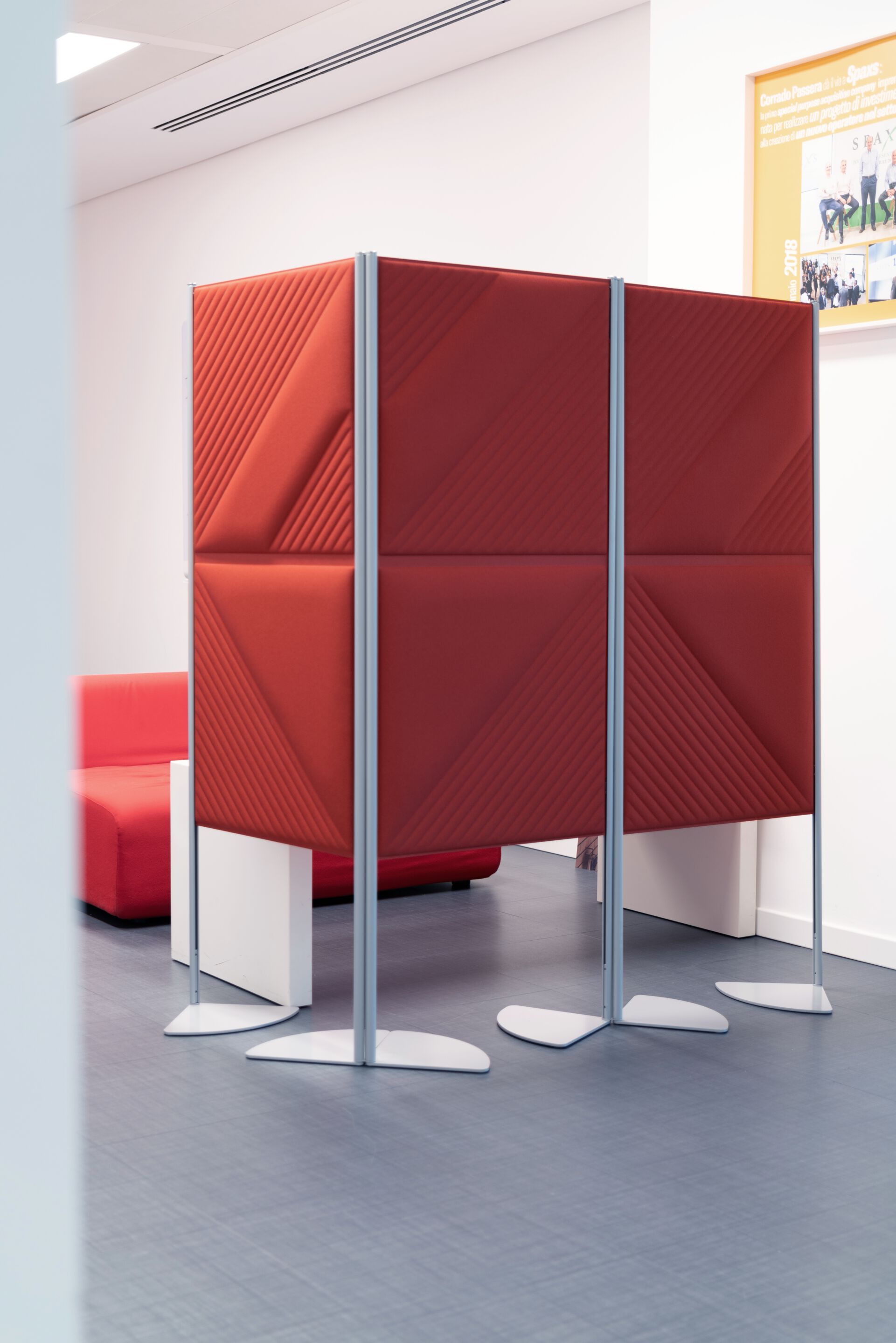 Рециркулированная акустическая панель из полиэфирного волокна Isolspace OBLIQUE ARCH-00052749 - Вид №4