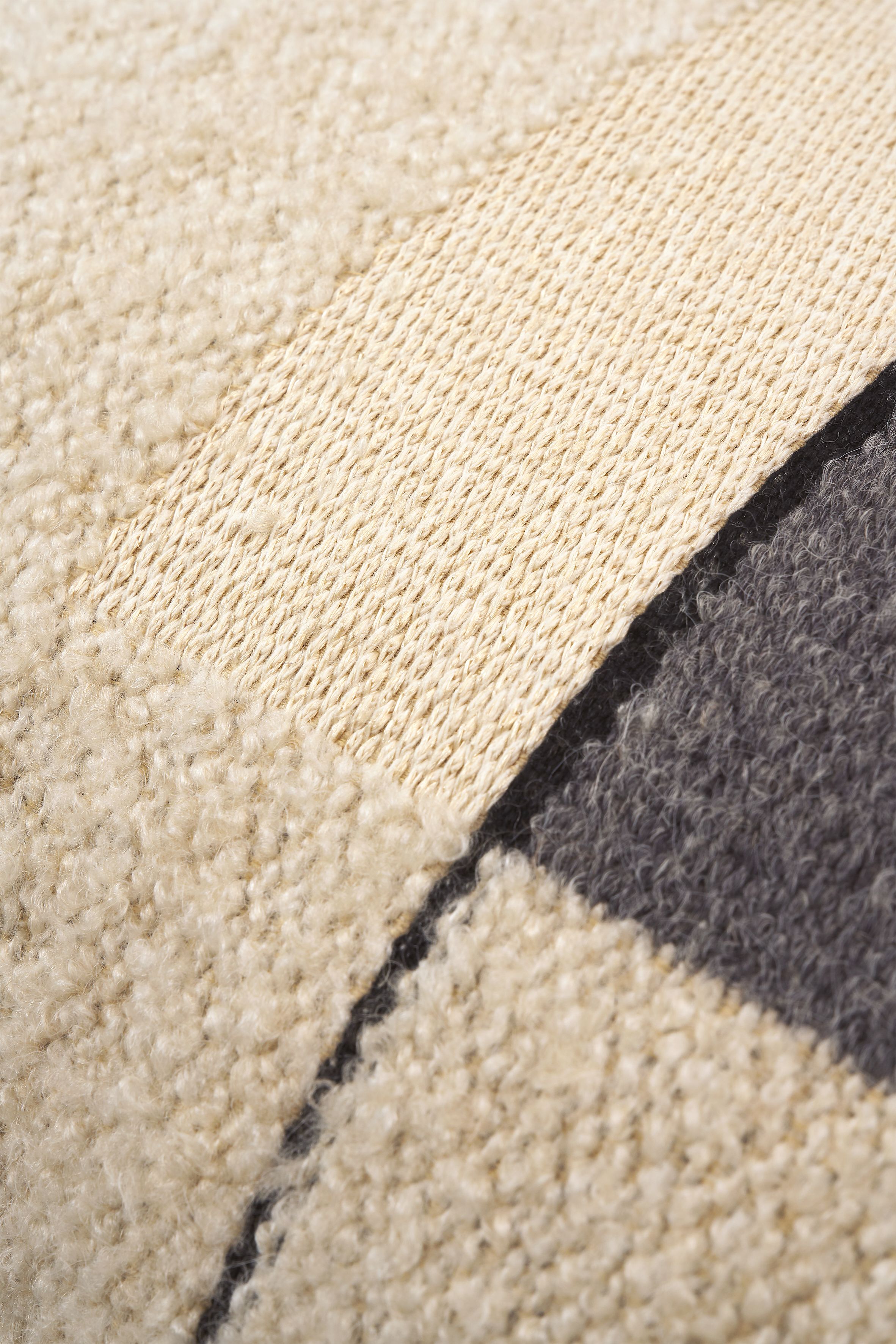 Прямоугольная подушка из ткани Ethnicraft Refined Layers ARCH-00132036