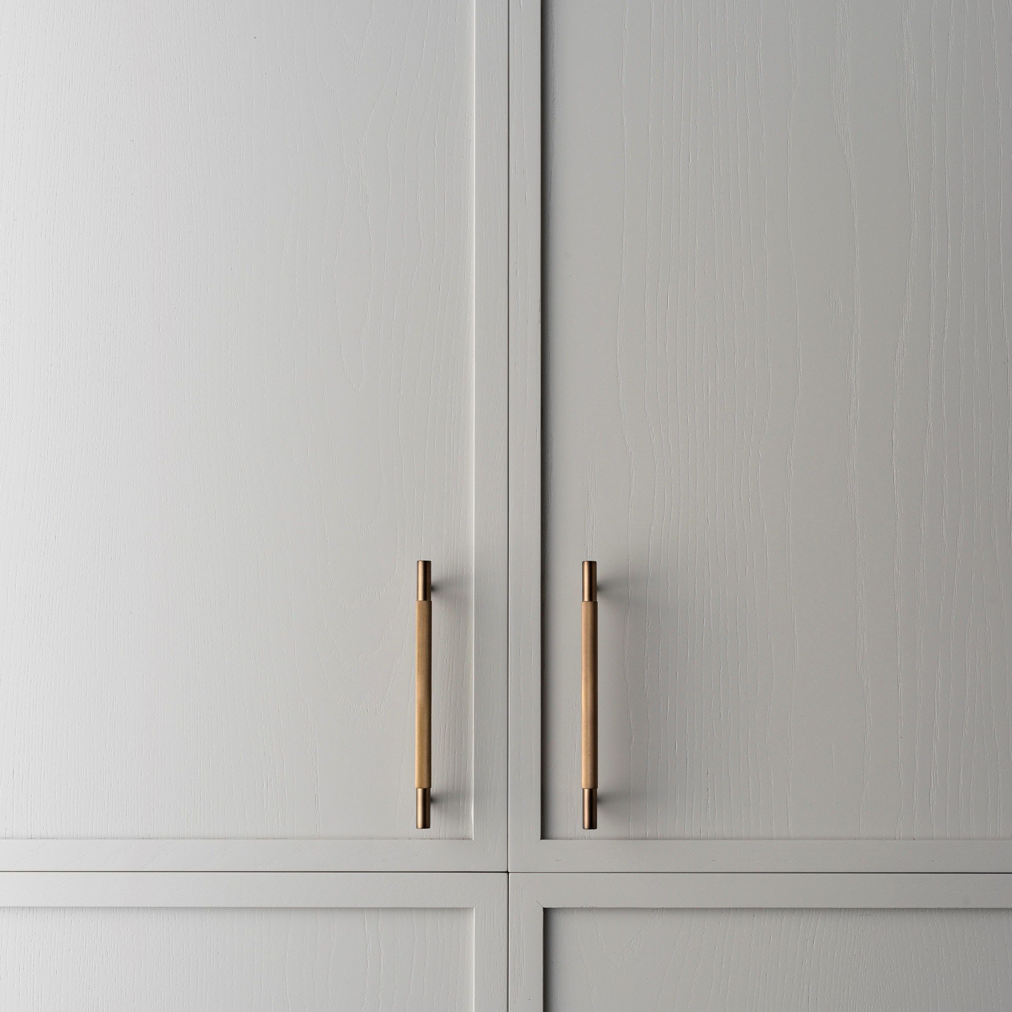 Латунь мост мебельная ручка Lo & Co Interiors LINEAR ARCH-00068486 - Вид №9