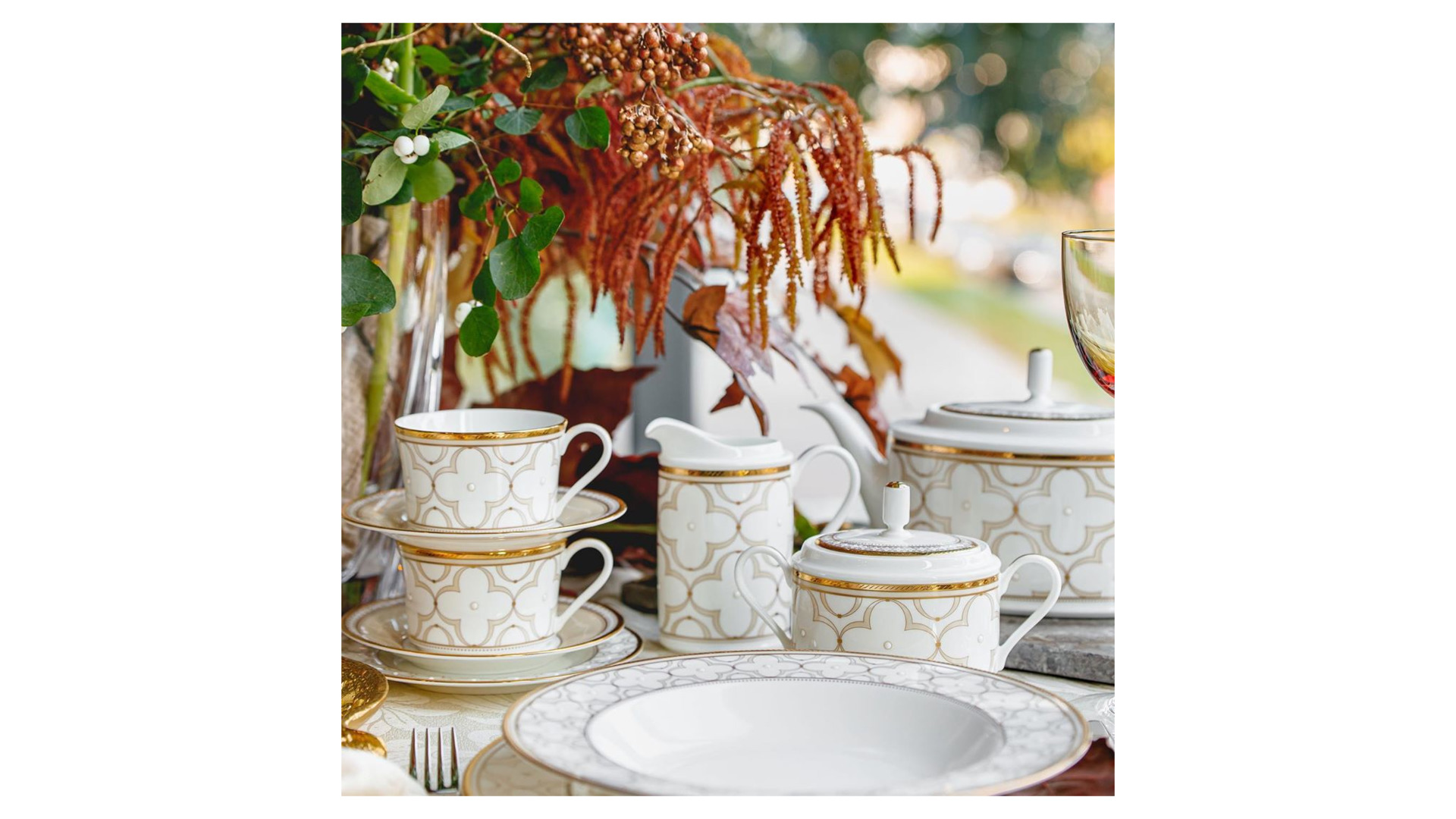 10665465 Noritake Набор из 6 тарелок десертных Noritake "Трефолио,золотой кант" 16,5см Фарфор костяной  - Вид №3