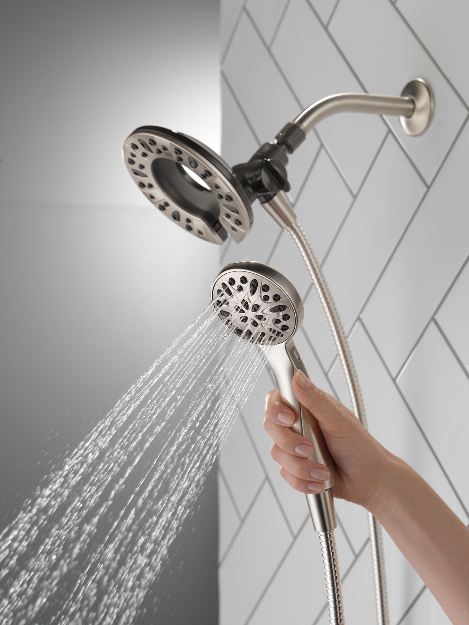 75490SN In2ition® Душ два в одном с 4 настройками Delta Faucet DELTA Матовый никель Spotshield - Вид №5