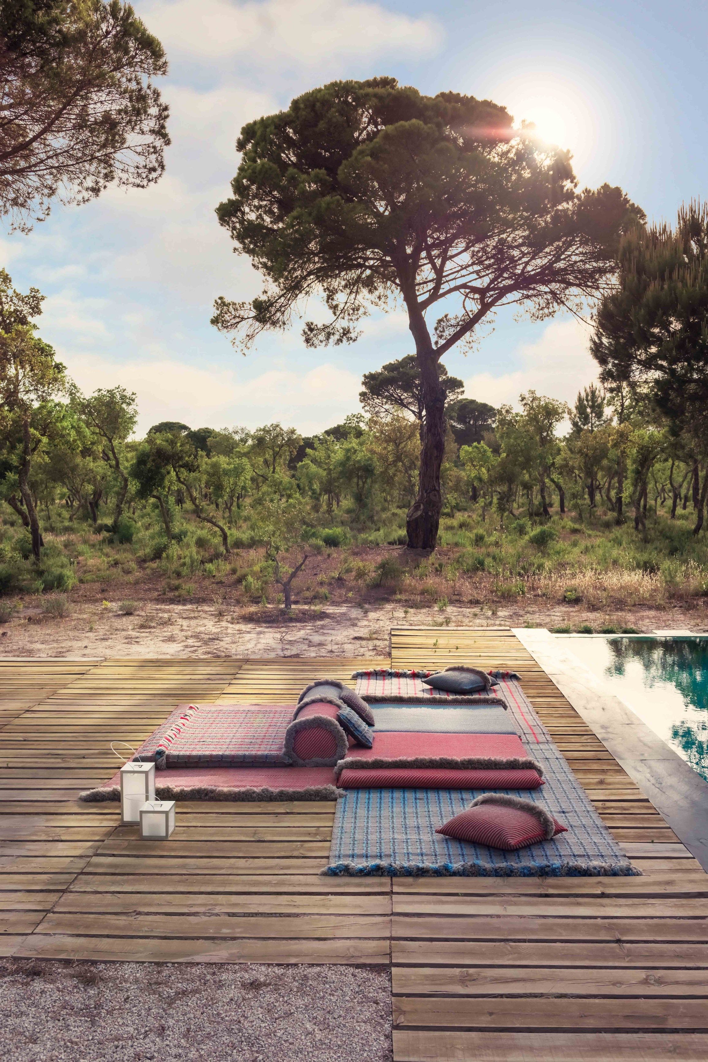 Наружная полипропиленовая квадратная полосатая подушка GAN Garden Layers ARCH-00099106 - Вид №4