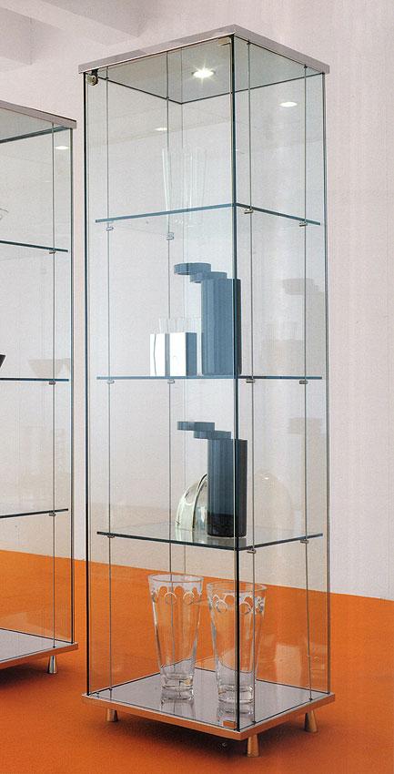 Витрина  CATTELAN ITALIA Charme  2 