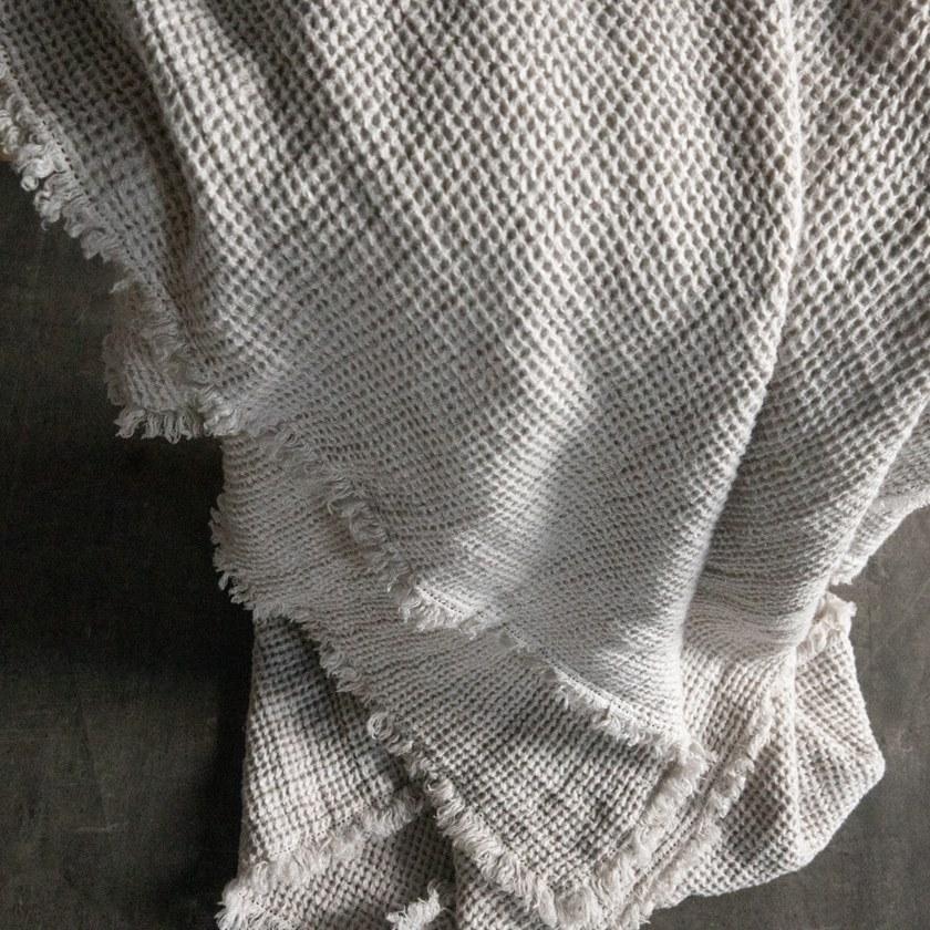 LinenMe Однотонный льняной плед ручной работы Washed waffle big 0913501  - Вид №9