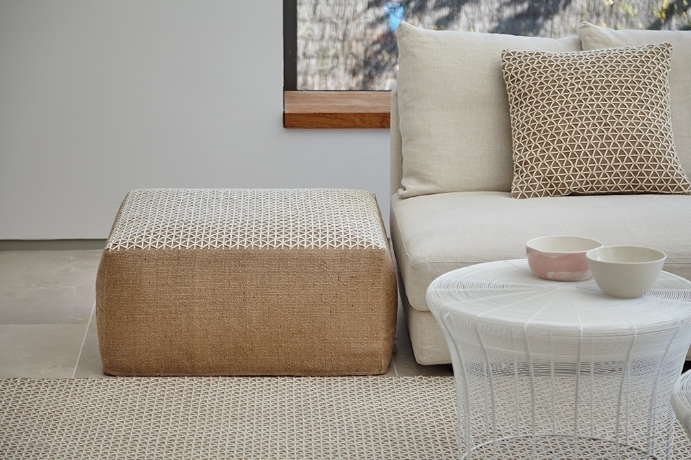 100299 Пуф маленький White GAN Raw