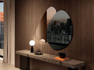 Настенное зеркало