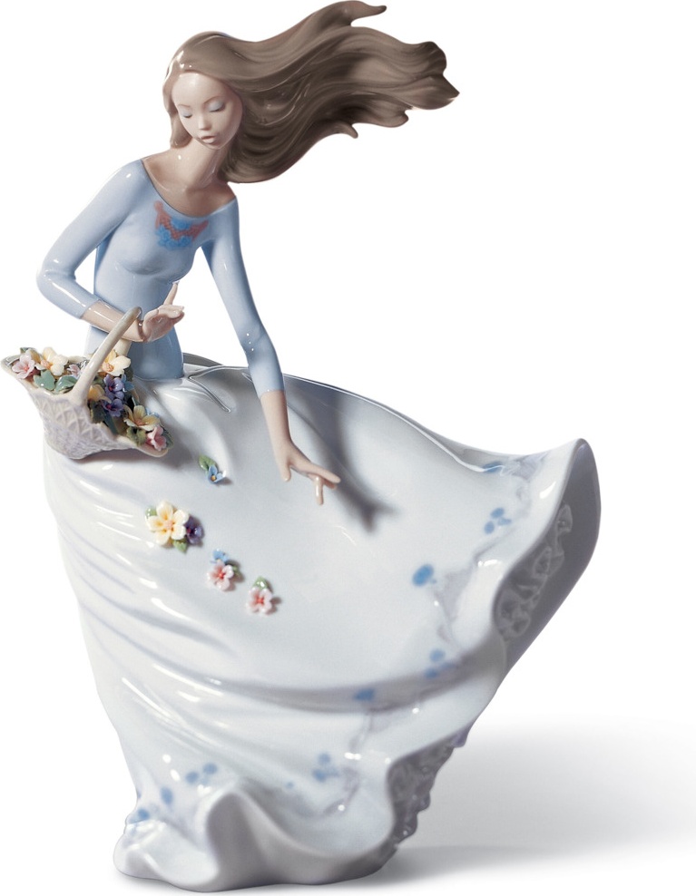 10669127 LLADRO Фигурка Lladro "Лепестки на ветру" 20x28см Фарфор Lladró 