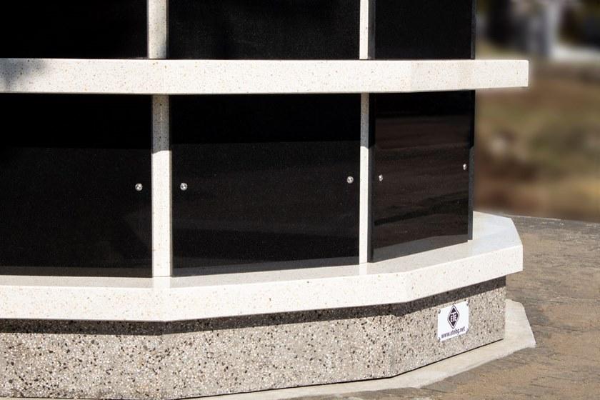 ENCHO ENCHEV - ETE Памятная колонна из бетона  201  - Вид №3