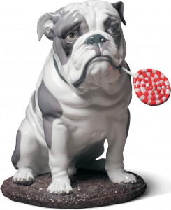 10669080 LLADRO Фигурка Lladro "Бульдог с леденцом" 33х33см Фарфор