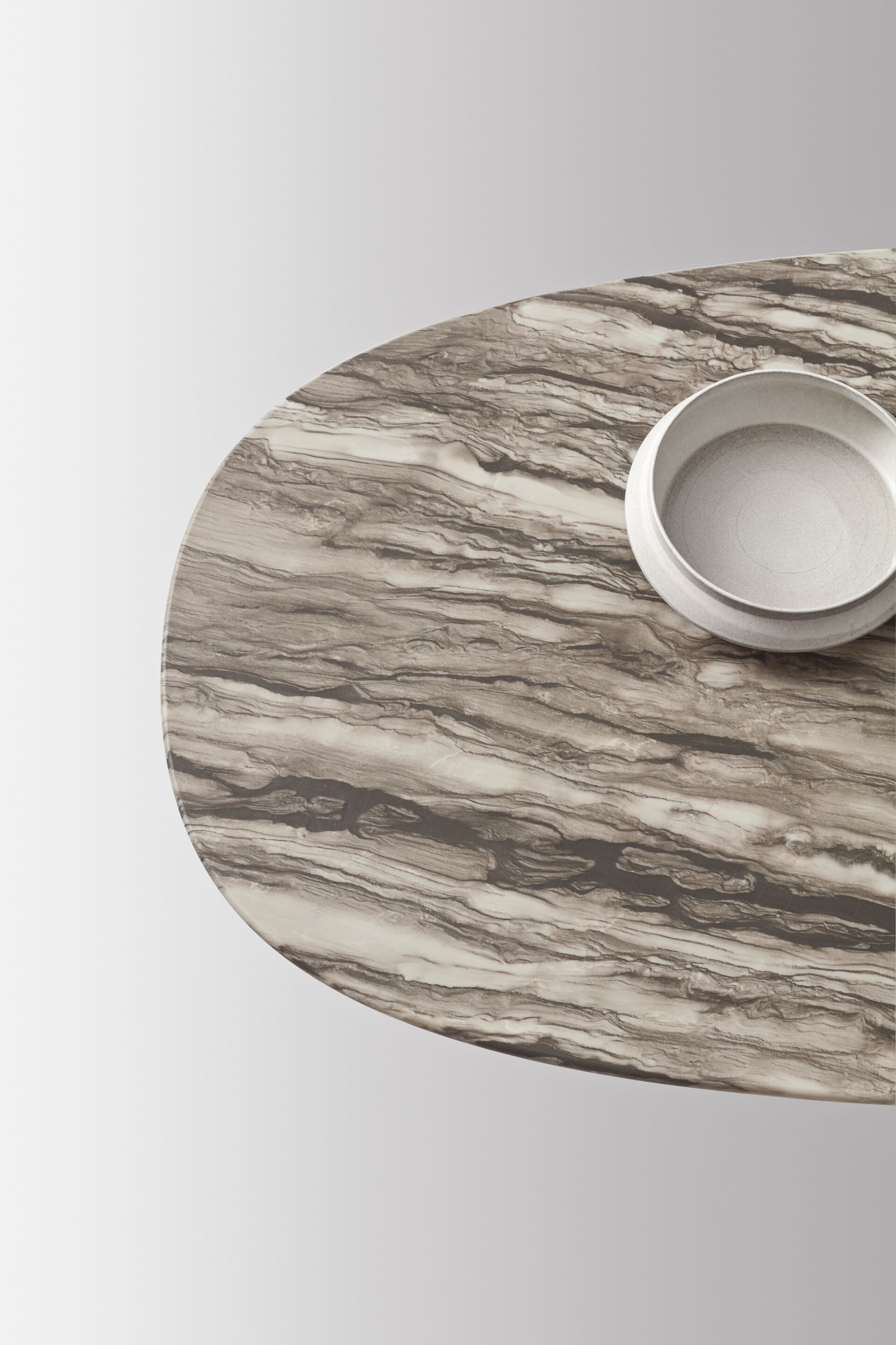 Овальный стол с мраморной столешницей Ditre Italia Biarritz ARCH-00068437 - Вид №1