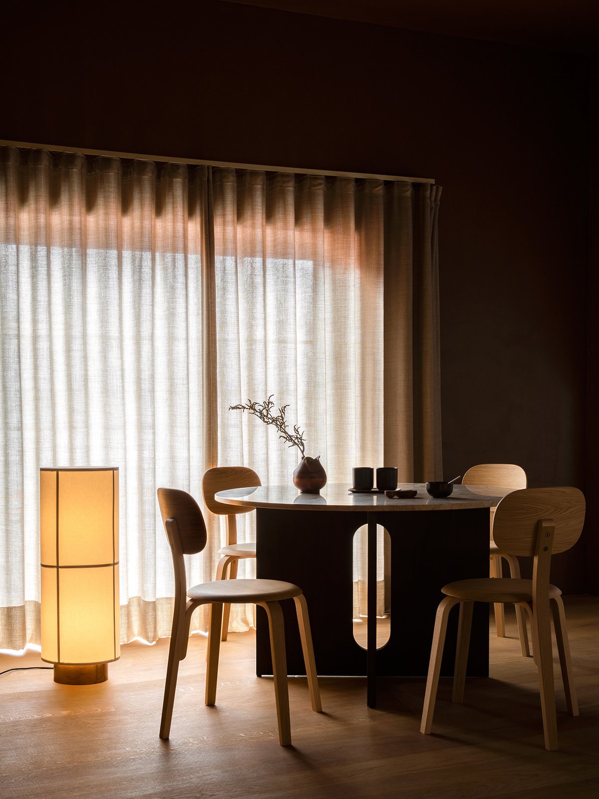 8350539 MENU Afteroom фанера, обеденный стул Черный ясень  - Вид №12