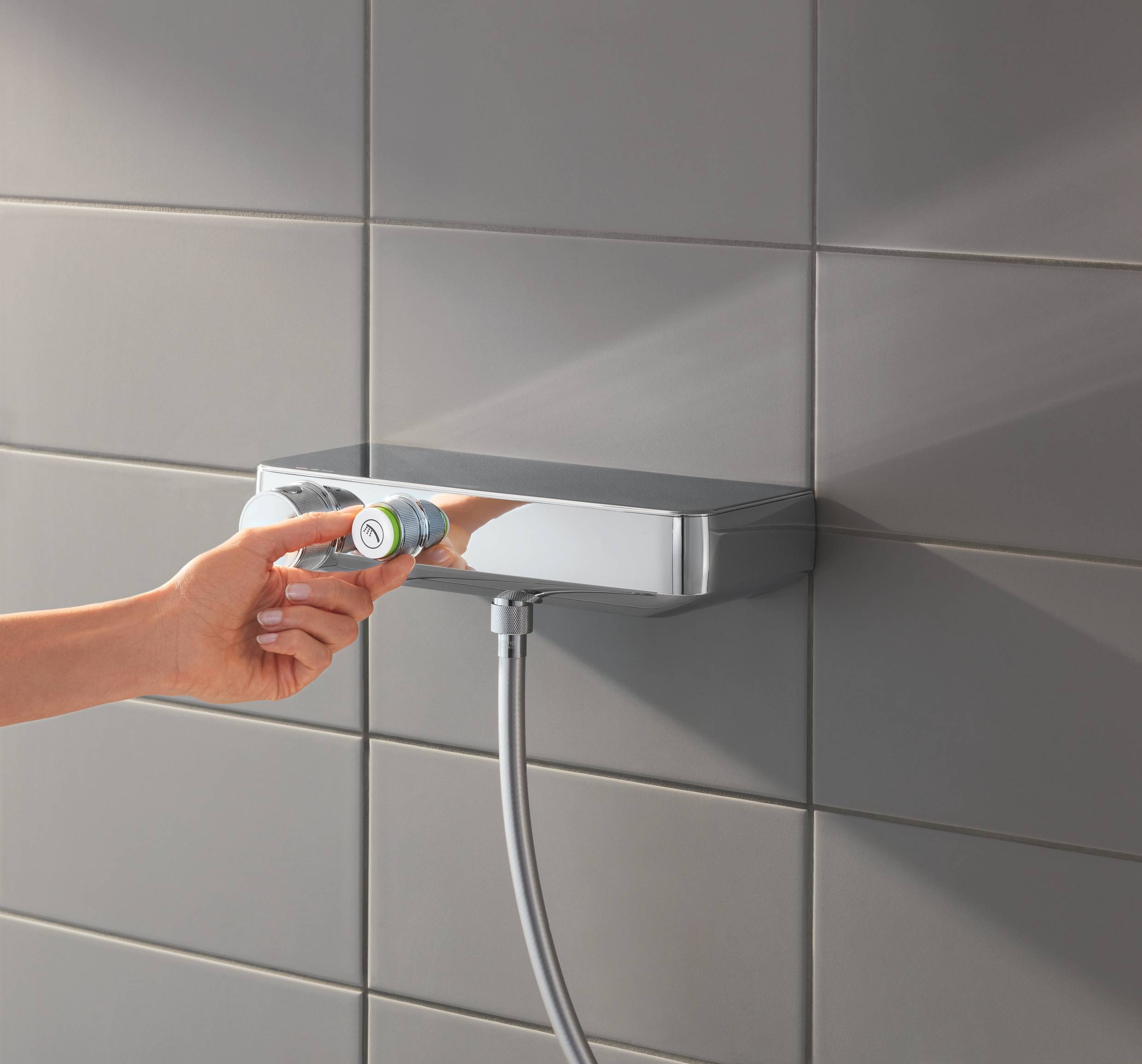 Термостатический смеситель для душа GROHE GRT SmartControl и душевой гарнитур Euphoria 110 Massage с душевой штангой 900 мм (34721000) - Вид №4