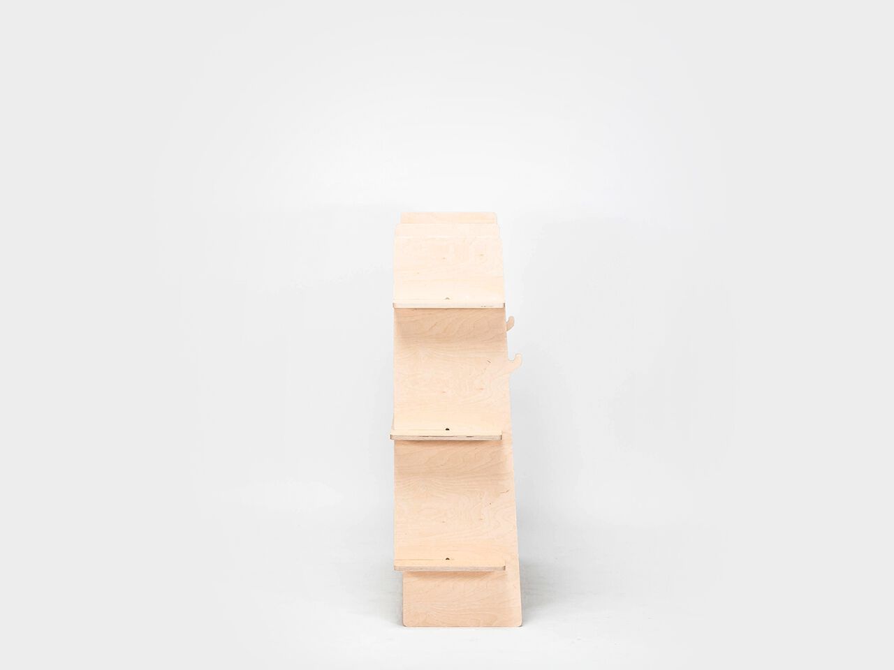 Модульный настенный книжный шкаф из березы Esposit Karya ARCH-00005776