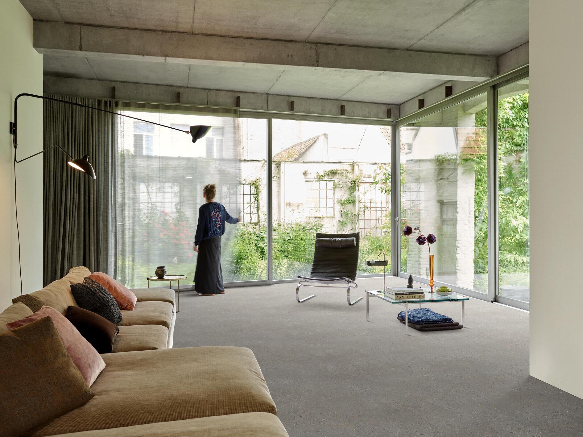 Нескользящий виниловый пол с эффектом камня BEAUFLOR Blacktex ARCH-00074905